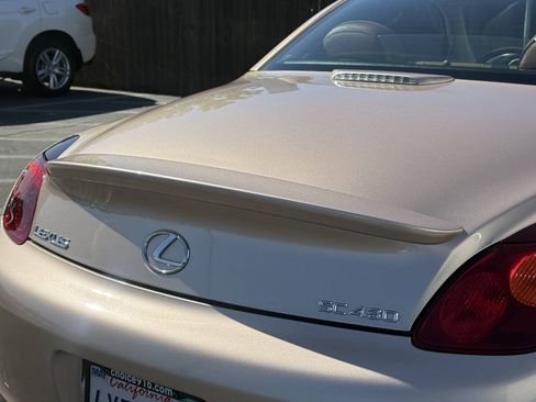 Used 2002 Lexus SC 430 Convertible RWD image 14