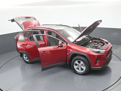 Used 2025 Toyota RAV4 XLE w/ Convenience Package FWD image 69