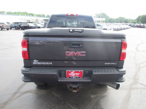 Used 2016 GMC Sierra 2500 Denali w/ Duramax Plus Package AWD/4WD image 7