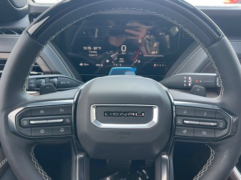 New 2026 GMC Yukon Denali Ultimate AWD/4WD image 23