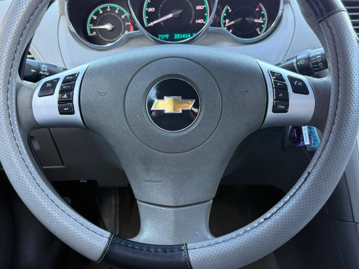 Used 2011 Chevrolet Malibu LT FWD image 53