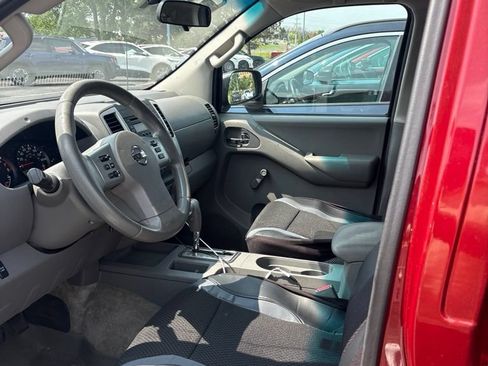 Used 2014 Nissan Frontier S AWD/4WD image 9