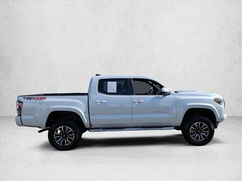 Used 2023 Toyota Tacoma TRD Sport w/ Advanced Technology Package AWD/4WD image 4