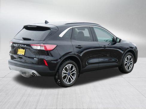 Used 2020 Ford Escape SEL image 7