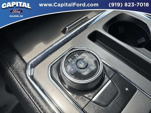 Certified 2020 Ford Expedition XLT w/ Equipment Group 202A AWD/4WD image 31