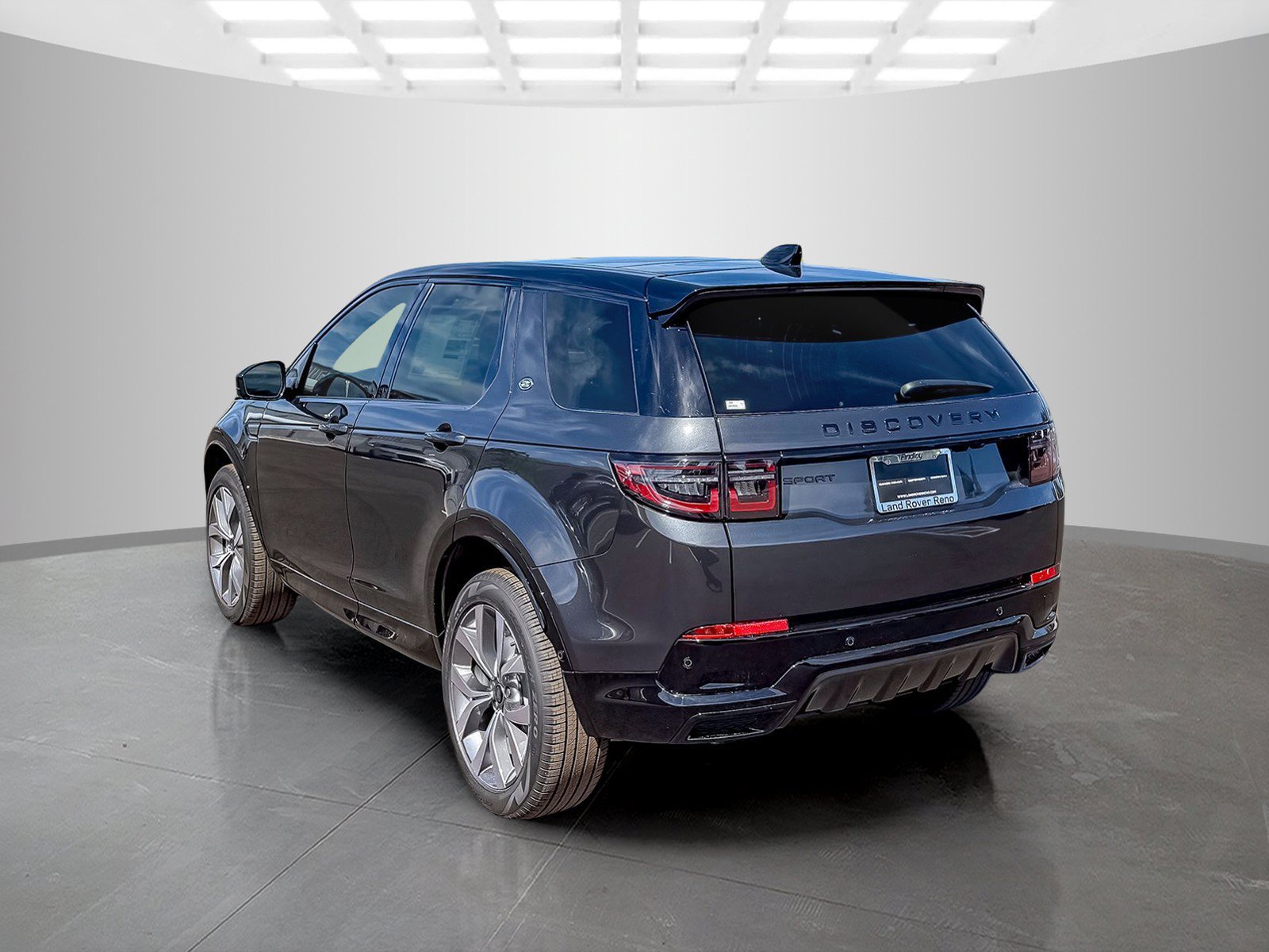 New 2026 Land Rover Discovery Sport Landmark AWD/4WD image 3