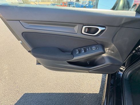 Used 2024 Honda Civic LX image 9