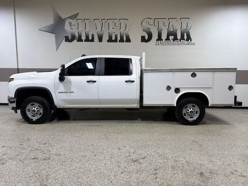 Used 2023 Chevrolet Silverado 2500 W/T w/ WT Convenience Package AWD/4WD image 5