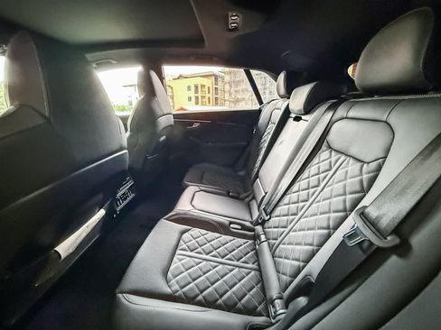 New 2026 Audi SQ8 Premium Plus AWD/4WD image 18