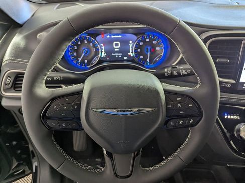 New 2026 Chrysler Pacifica Select w/ S Appearance Package image 16