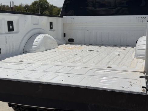 Used 2023 Ford F250 4x4 Crew Cab Super Duty image 32