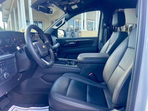 Used 2025 Chevrolet Tahoe LT image 11
