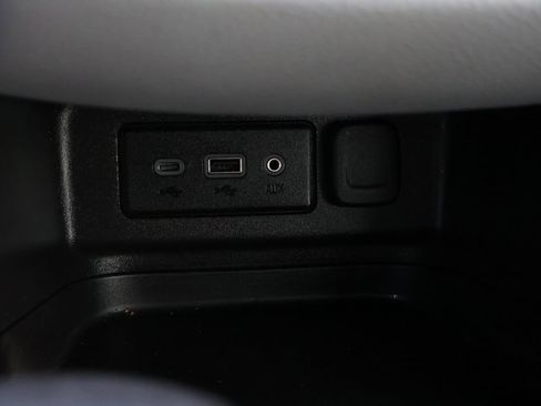 Certified 2024 Chevrolet Equinox LS w/ Driver Confidence II Package image 25