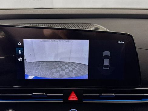 Used 2023 Hyundai Elantra Limited image 14