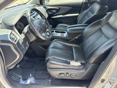 Used 2021 Nissan Murano SL w/ SL Moonroof Package FWD image 16