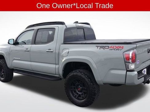 Used 2023 Toyota Tacoma TRD Sport image 3