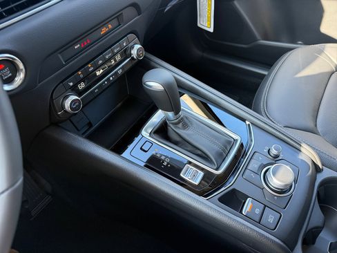 New 2025 MAZDA CX-5 AWD 2.5 S w/ Preferred Package image 13