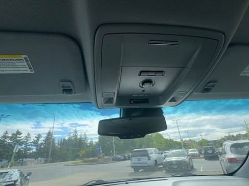 Used 2016 Chevrolet Suburban LT AWD/4WD image 28