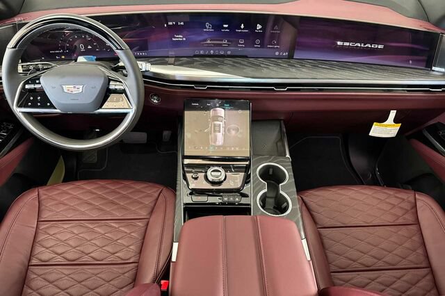 New 2026 Cadillac Escalade Luxury w/ Touring Package AWD/4WD image 13
