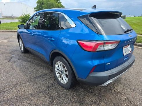 Used 2020 Ford Escape SE FWD image 4