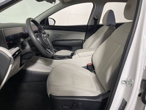 Certified 2025 Hyundai Tucson SEL FWD image 12