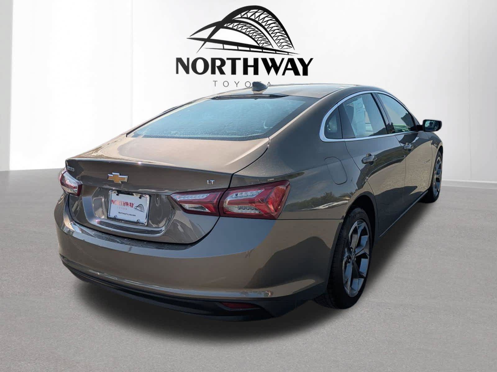 Used 2020 Chevrolet Malibu LT FWD image 3
