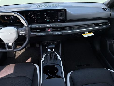 New 2026 Kia K4 GT-Line image 16