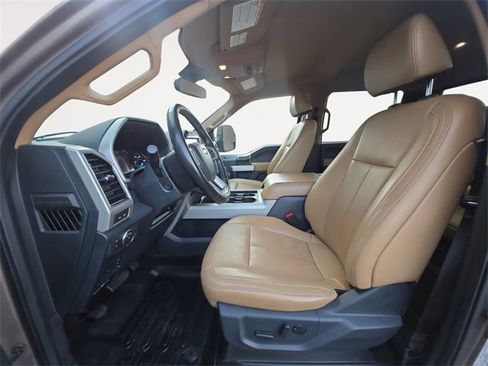 Certified 2022 Ford F250 Lariat w/ Lariat Ultimate Package image 9