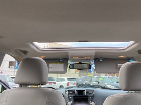 Used 2008 Toyota Highlander Limited AWD/4WD image 29