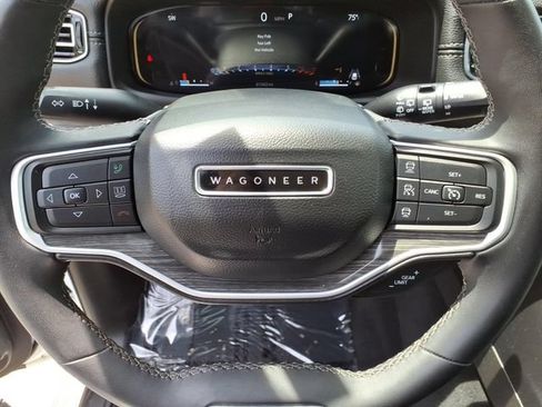 Used 2022 Jeep Wagoneer Series III w/ Premium Group I AWD/4WD image 26