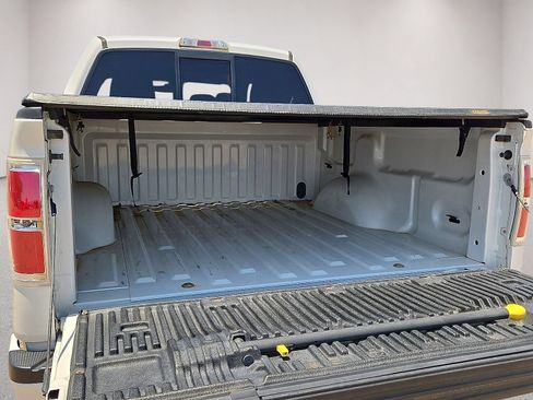 Used 2013 Ford F150 Platinum AWD/4WD image 15