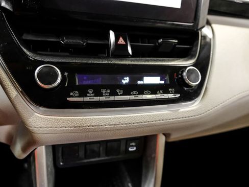 Used 2023 Toyota Corolla Cross L FWD image 24