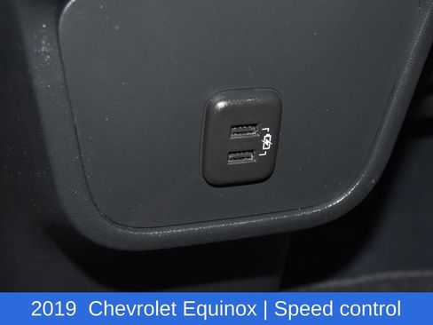 Used 2019 Chevrolet Equinox LT w/ Driver Convenience Package FWD image 28