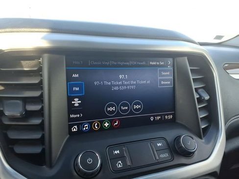 Used 2020 GMC Acadia SLE w/ Driver Convenience Package image 18