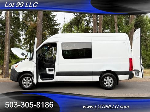 Used 2019 Mercedes-Benz Sprinter 144 w/ Premium Plus Package image 45