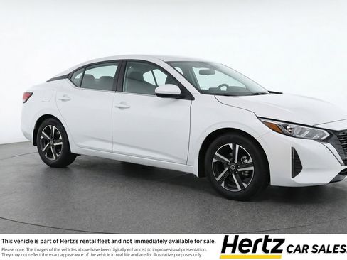 Used 2025 Nissan Sentra SV image 1