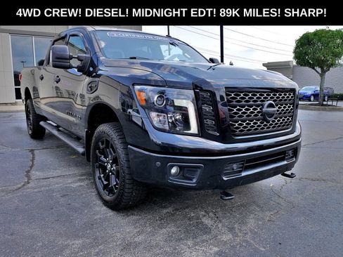 Used 2019 Nissan Titan SV w/ SV Convenience Package AWD/4WD image 1