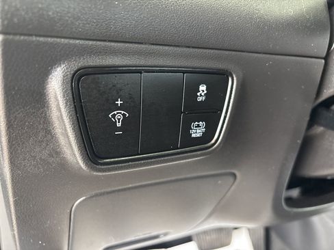 Used 2022 Hyundai Tucson Blue image 12