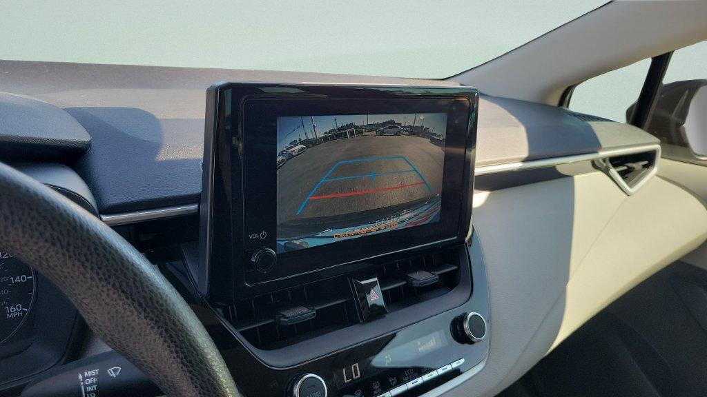 Used 2023 Toyota Corolla LE FWD image 18