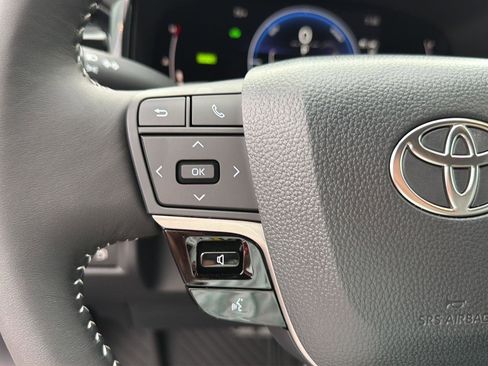 New 2026 Toyota Camry SE FWD image 21