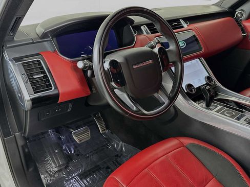 Used 2022 Land Rover Range Rover Sport HSE Dynamic image 4