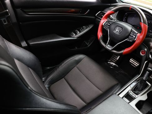 Used 2019 Honda Accord Sport image 27