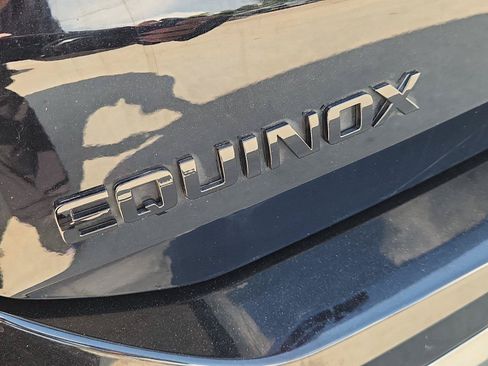Used 2023 Chevrolet Equinox RS w/ LPO, Floor Liner Package FWD image 30