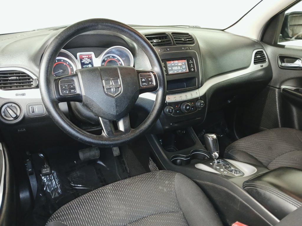 Used 2017 Dodge Journey SE w/ Flexible Seating Group FWD image 9