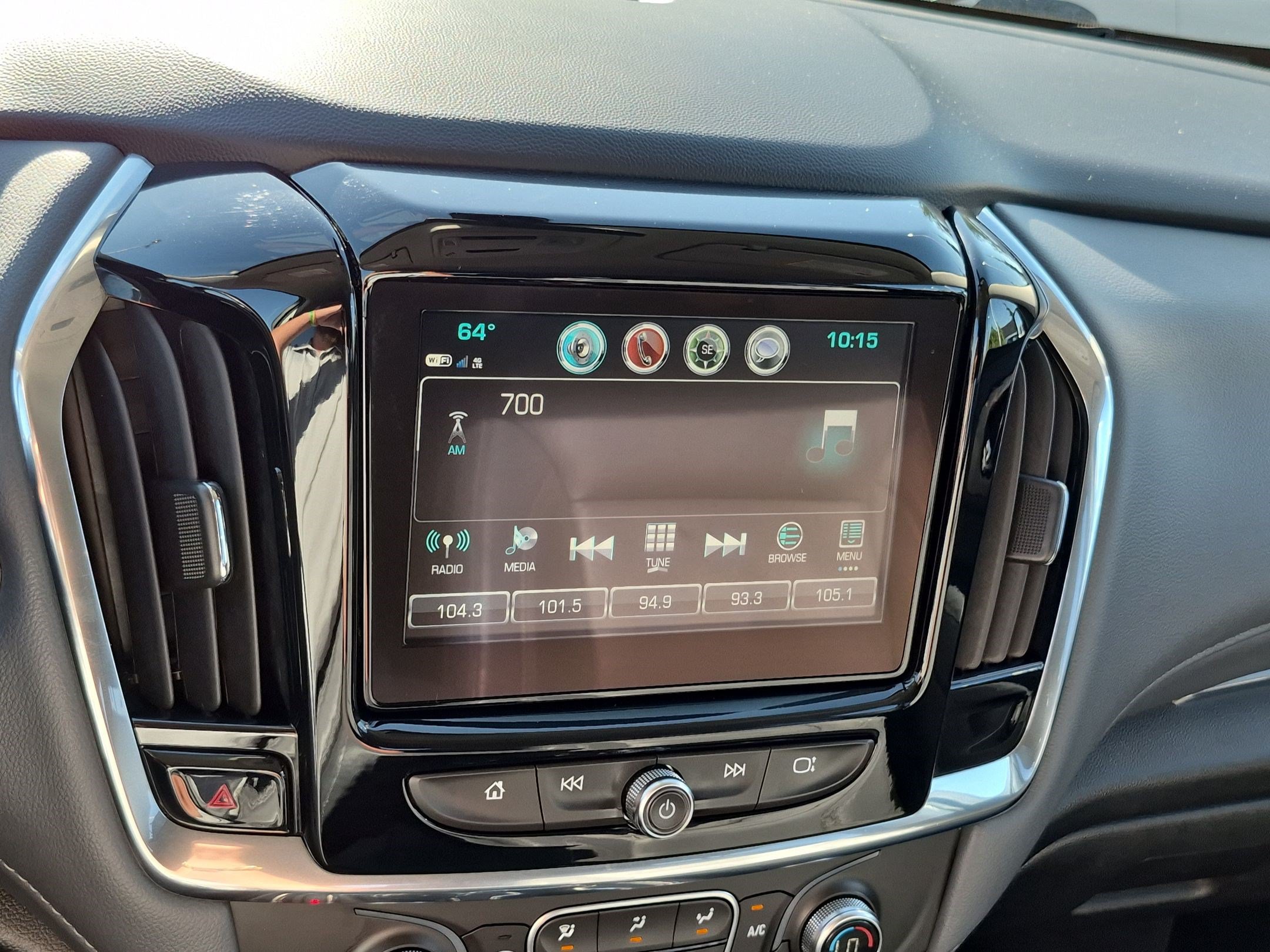 Used 2019 Chevrolet Traverse LT w/ LPO, Black Accent Package AWD/4WD image 22