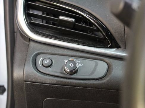 Used 2017 Chevrolet Volt Premier FWD image 15