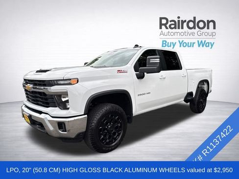 Used 2024 Chevrolet Silverado 3500 LT w/ Safety Package AWD/4WD image 3