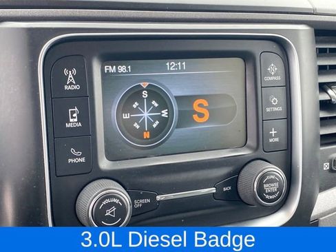 Used 2018 RAM 1500 Tradesman AWD/4WD image 10