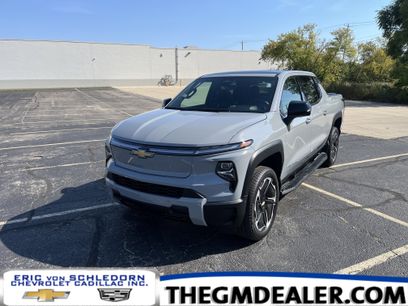 Used 2025 Chevrolet Silverado EV LT w/ LT Premium Package