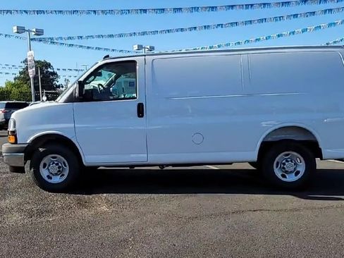 New 2025 Chevrolet Express 2500 w/ Driver Convenience Package image 5